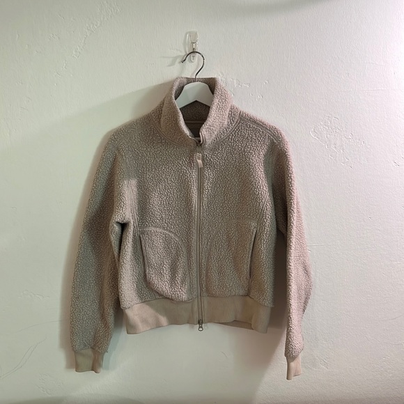 Everlane ReNew Teddy Bomber in Oatmeal - Picture 2 of 4
